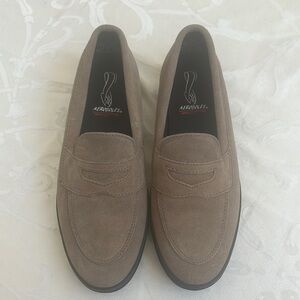 Brand New Vintage Aerosoles Women’s Tan Loafers Driving Shoe